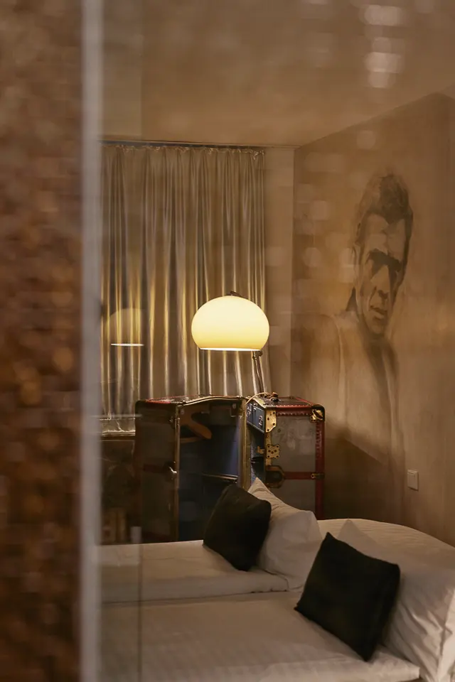 Andreas Ganther - Steve Mc Queen Room — room at 18Arts Hotel, Köln — photo 5 of 5