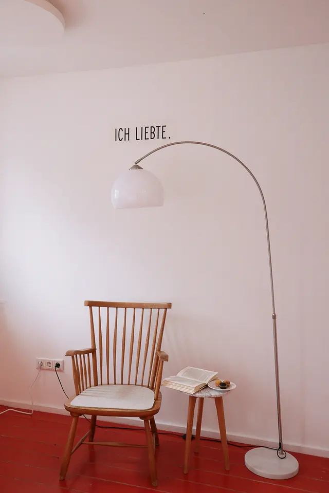 Lutz Heineking Jr. (eitelsonnenschein) - Love poetry lounge — room at 18Arts Hotel, Köln — photo 2 of 5