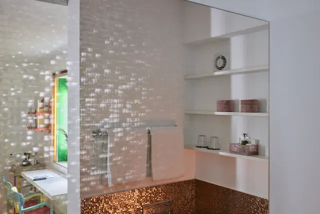 Reiner Bergmann - Fairy tale room — room at 18Arts Hotel, Köln — photo 6 of 6