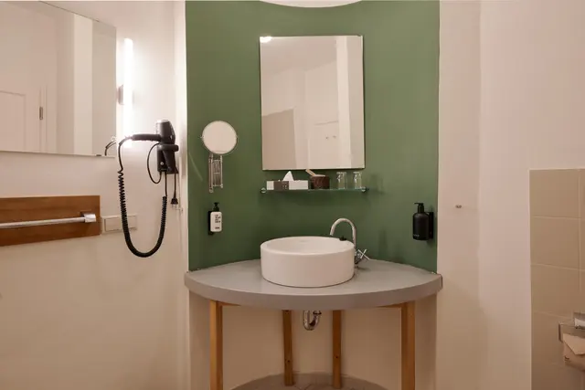 ahead juniorsuite — room at ahead burghotel, Lenzen/Elbe — photo 6 of 7