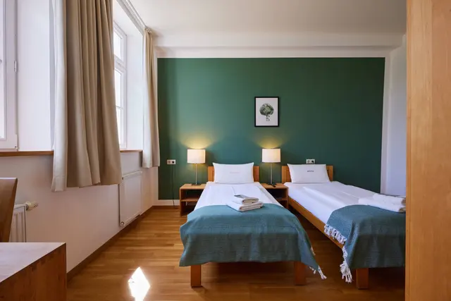 eco+ room | twin beds – ahead burghotel