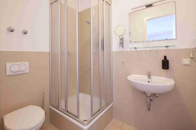 eco single room | close to wellness — room at ahead burghotel, Lenzen/Elbe — photo 3 of 3