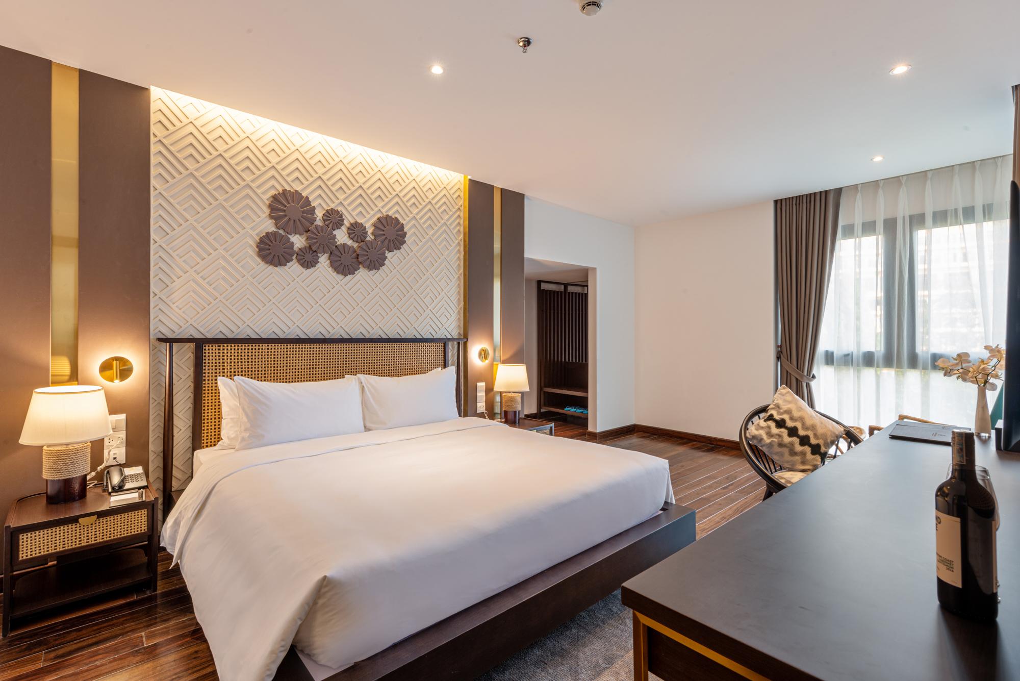 RFC013 — room at Apaleo Hotel Berlin, Berlin — photo 8 of 8
