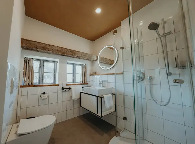 Cuddly queen bed room — Biohotel WildLand, Wietze (2/3)