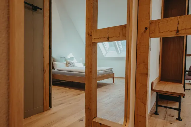 Family Room with bathtub 1. Floor  — Biohotel WildLand, Wietze (8/9)
