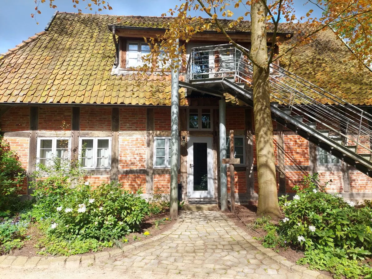 Thick Oak | Own Entrance, 4 Rooms – Biohotel WildLand