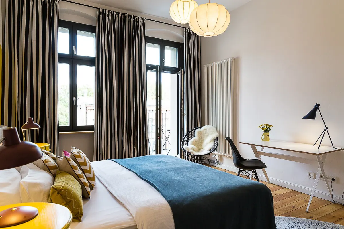 Deluxe Apartment | 2 Bedrooms | Balcony and City View – Brilliant Apartments  Berlin