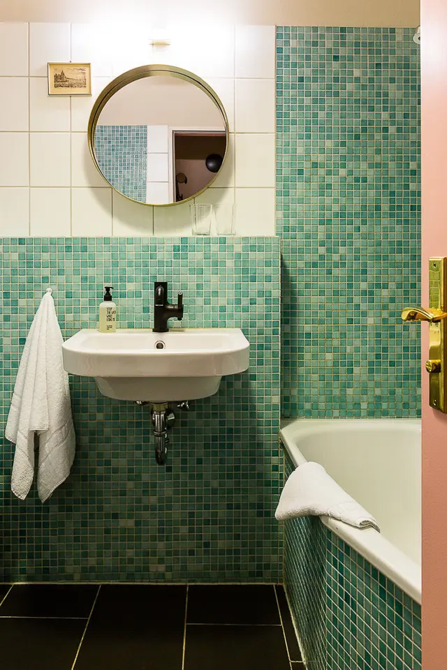 Studio | Backbuilding | 3rd floor — apartment at Brilliant Apartments , Berlin — photo 4 of 4