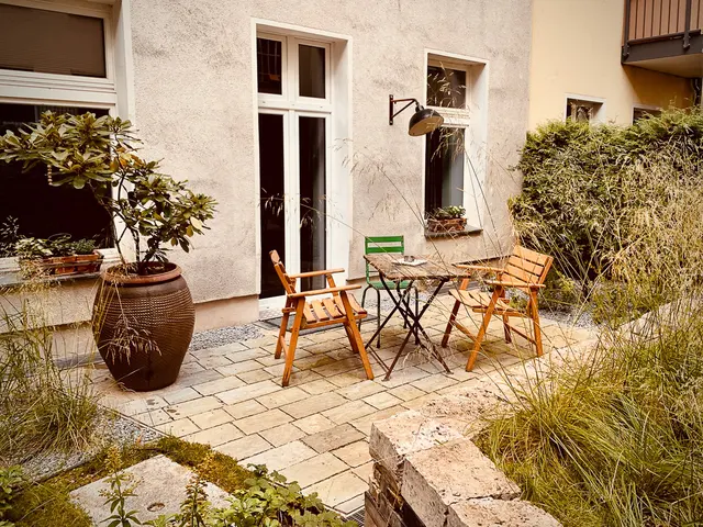 Studio with terrace | Backbuilding | Ground floor — apartment at Brilliant Apartments , Berlin — photo 5 of 6