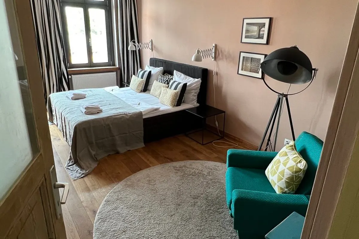 Superior Apartment | 2 Bedroom | Balcony on high floor – Brilliant Apartments  Berlin