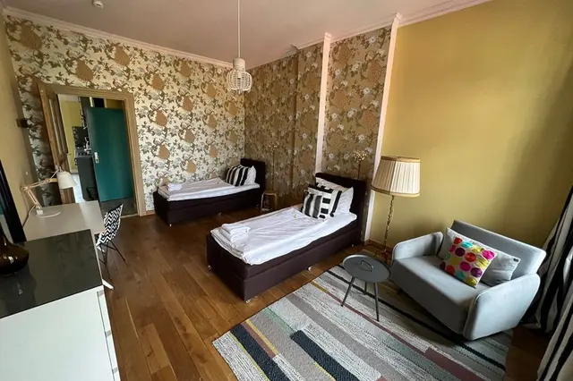 Superior Apartment | 2 Bedroom | Balcony on high floor — apartment at Brilliant Apartments , Berlin — photo 3 of 7
