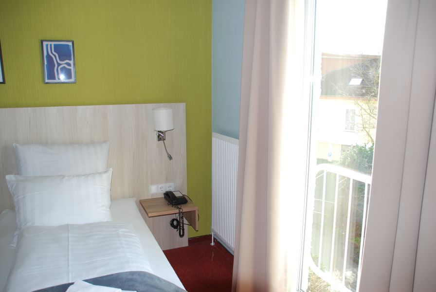 Basic | mit Französischer Balkon – City Hotel Meckenheim