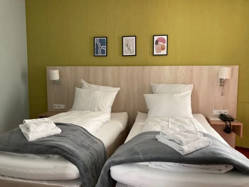 Basic Zimmer – City Hotel Meckenheim