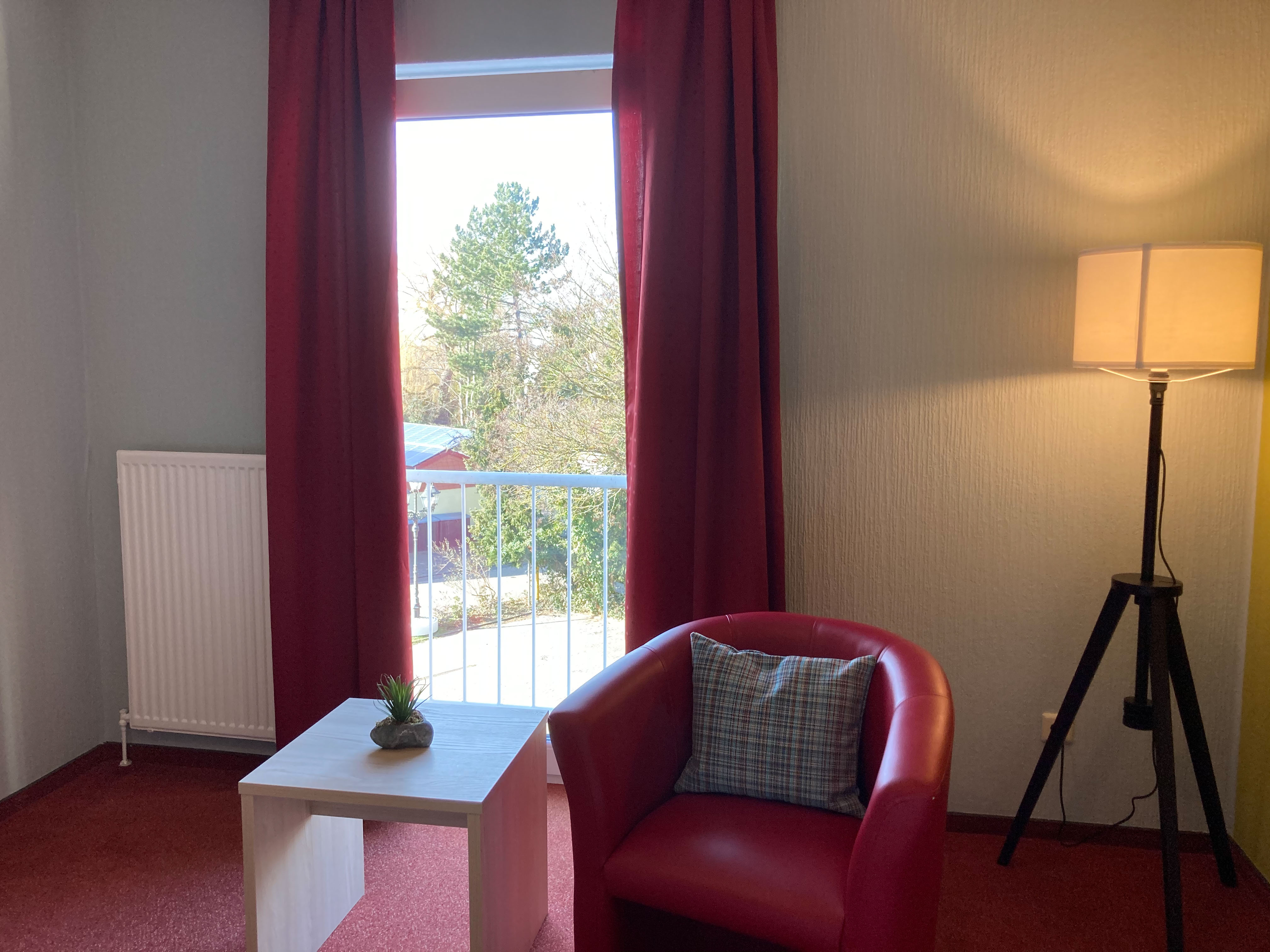 Classic | Twin Beds and Backside Facing — room at City Hotel Meckenheim, Meckenheim — photo 2 of 2