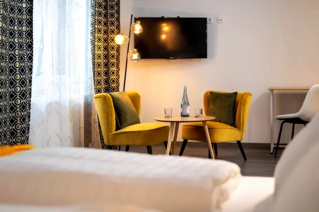 Modern double room — City Hotel Meckenheim, Meckenheim (4/4)
