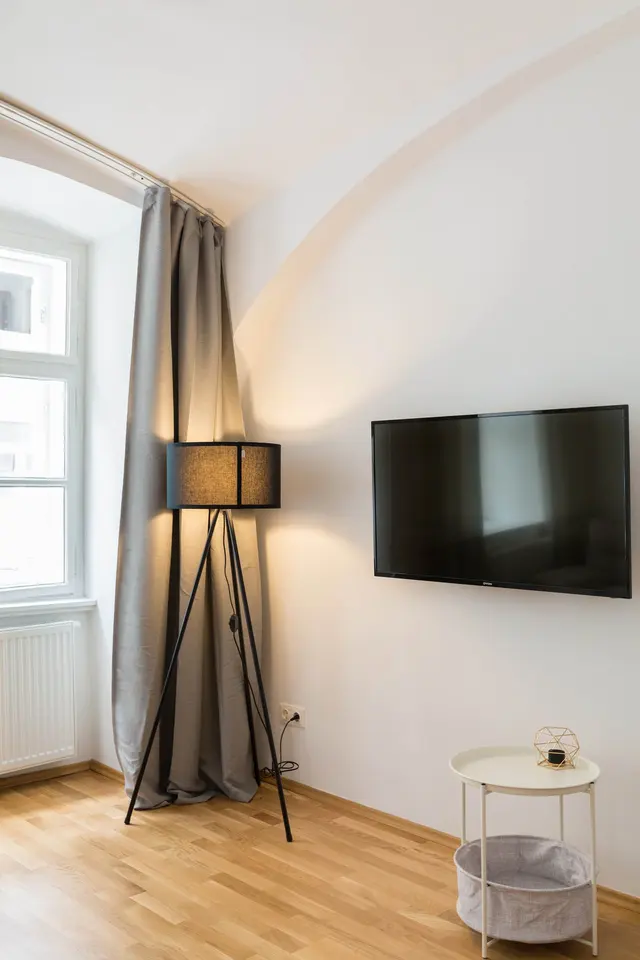 1 Bedroom | Naschmarkt | City view — accommodation at Cityswap Austria GmbH, Vienna — photo 13 of 16