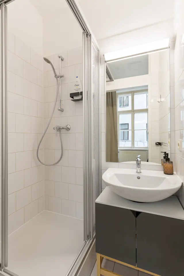 1 Bedroom | Naschmarkt | Garden view — accommodation at Cityswap Austria GmbH, Vienna — photo 10 of 12
