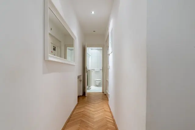 1 Bedroom | Old Town | Garden view | Apt 1A — accommodation at Cityswap Austria GmbH, Vienna — photo 16 of 22