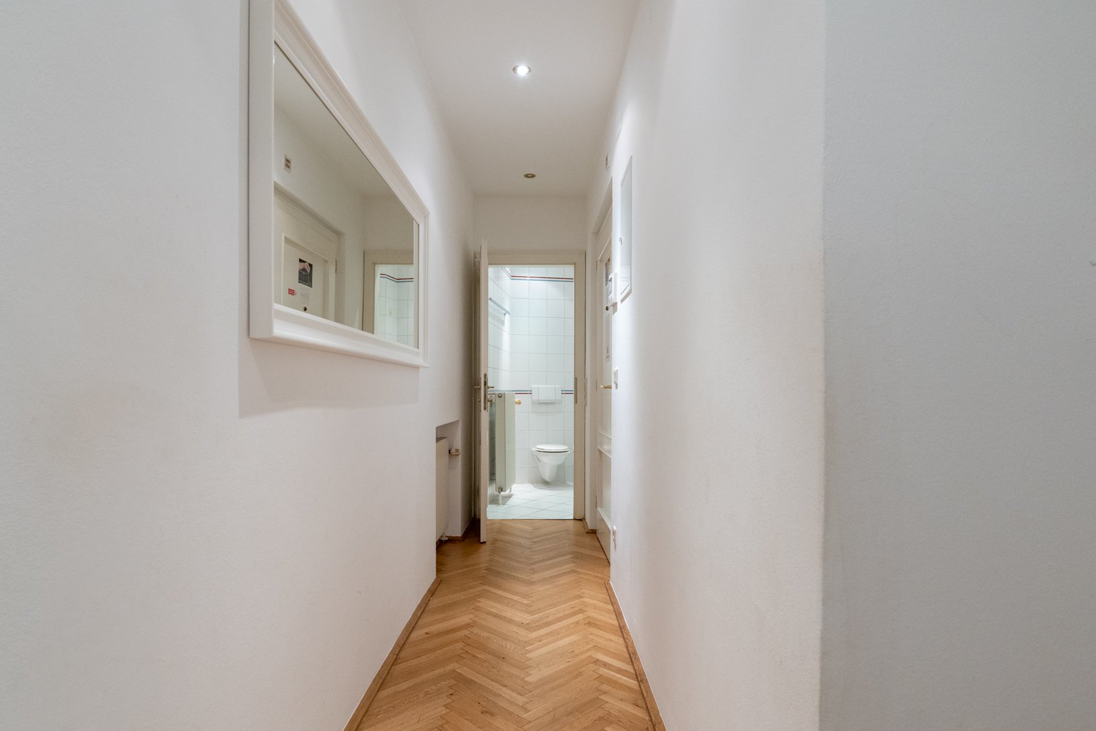 1 Bedroom | Old Town | Garden view | Apt 1A — accommodation at Cityswap Austria GmbH, Vienna — photo 16 of 22