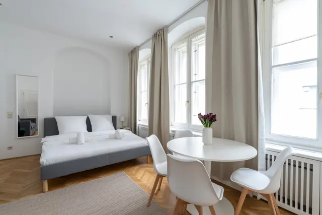1 Bedroom | Old Town | Garden view | Apt 1A — accommodation at Cityswap Austria GmbH, Vienna — photo 3 of 22