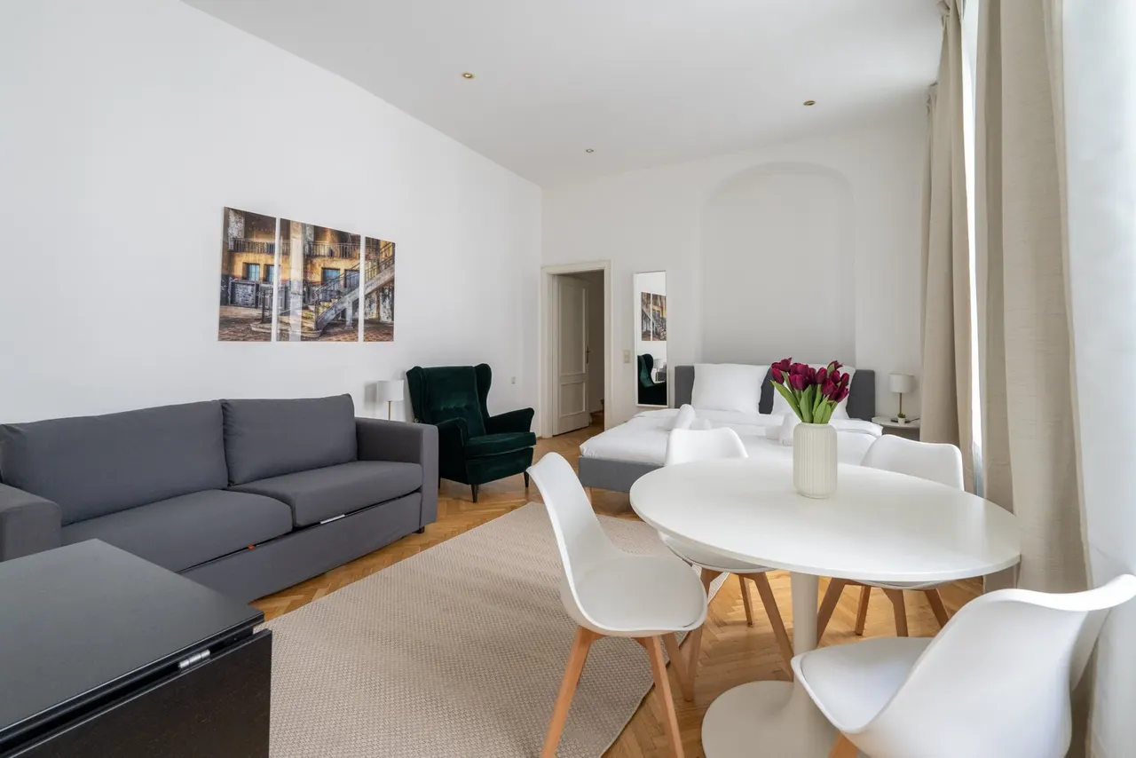1 Bedroom | Old Town | Garden view | Apt 3A – Cityswap Austria GmbH Vienna
