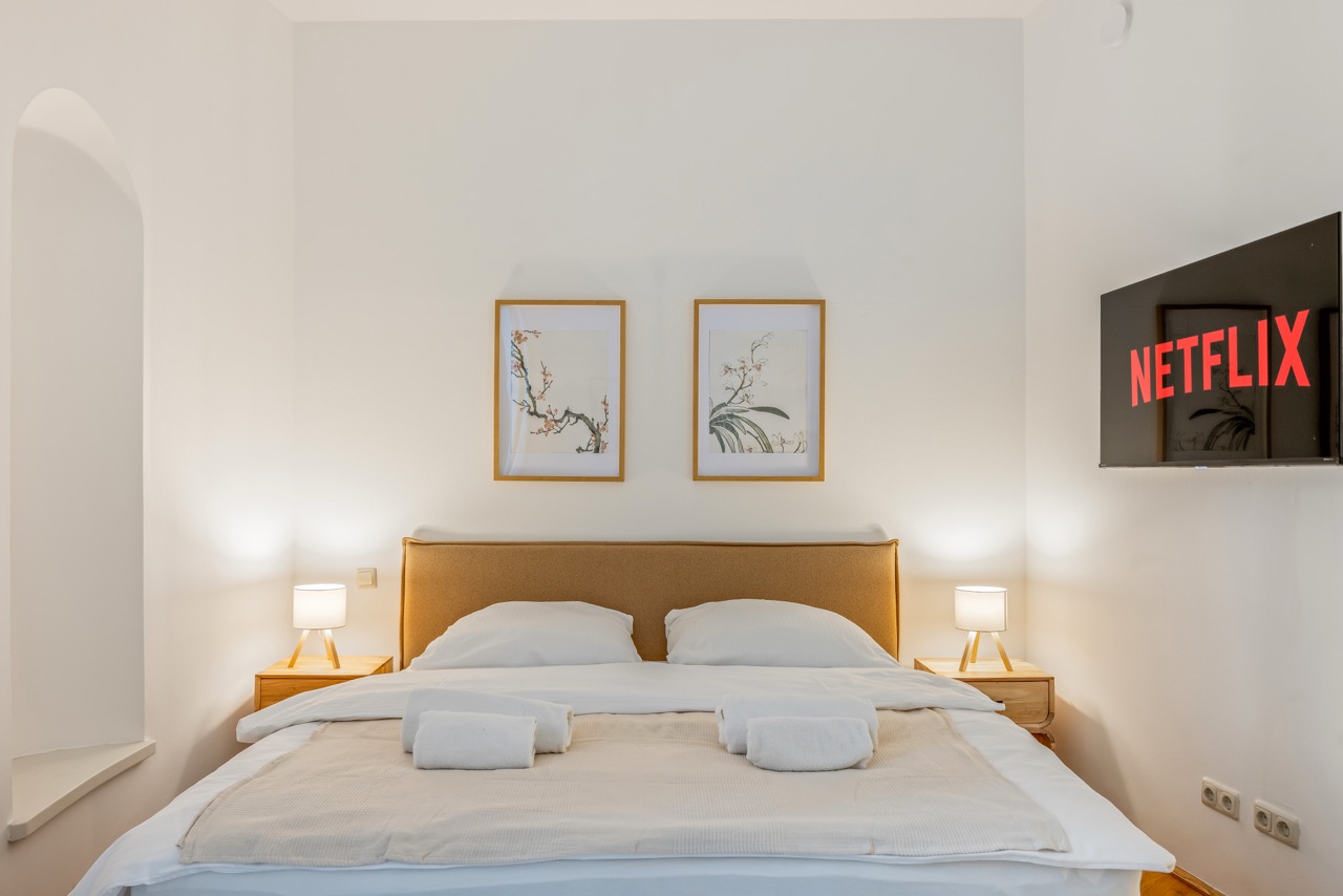 1 Bedroom | Old Town | Garden view | Top 1 – Cityswap Austria GmbH