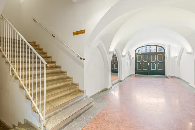 1 Bedroom | Old Town | Garden view | Top 1 — accommodation at Cityswap Austria GmbH, Vienna — photo 13 of 18