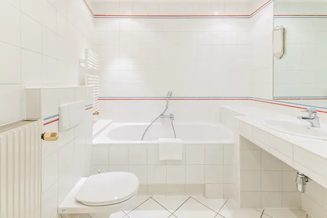 1 Bedroom | Old Town | Garden view | Top 1 — accommodation at Cityswap Austria GmbH, Vienna — photo 7 of 18