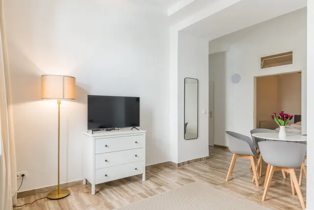 1 Bedroom | Prater Area | Garden view | Apt 4 — accommodation at Cityswap Austria GmbH, Vienna — photo 7 of 29