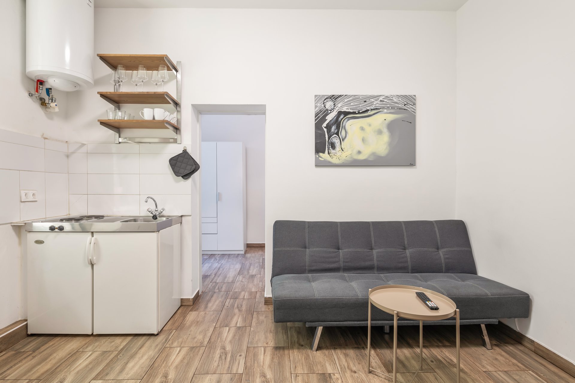 1 Bedroom | Prater Area | Garden view | Apt 5 — accommodation at Cityswap Austria GmbH, Vienna — photo 13 of 18