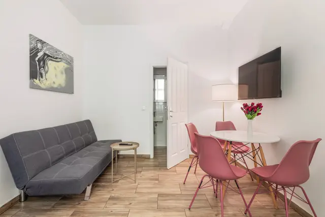 1 Bedroom | Prater Area | Garden view | Apt 5 — accommodation at Cityswap Austria GmbH, Vienna — photo 2 of 18