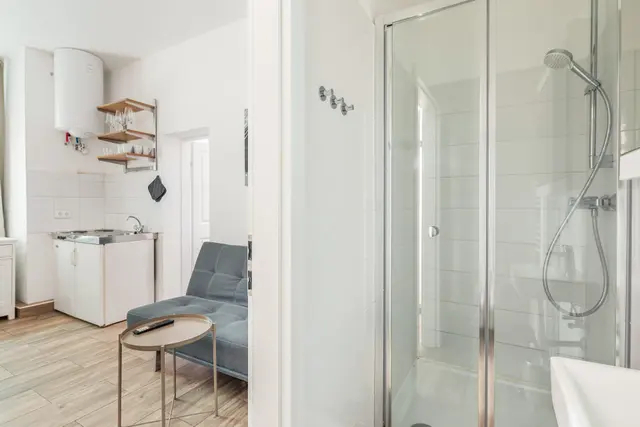 1 Bedroom | Prater Area | Garden view | Apt 5 — accommodation at Cityswap Austria GmbH, Vienna — photo 7 of 18