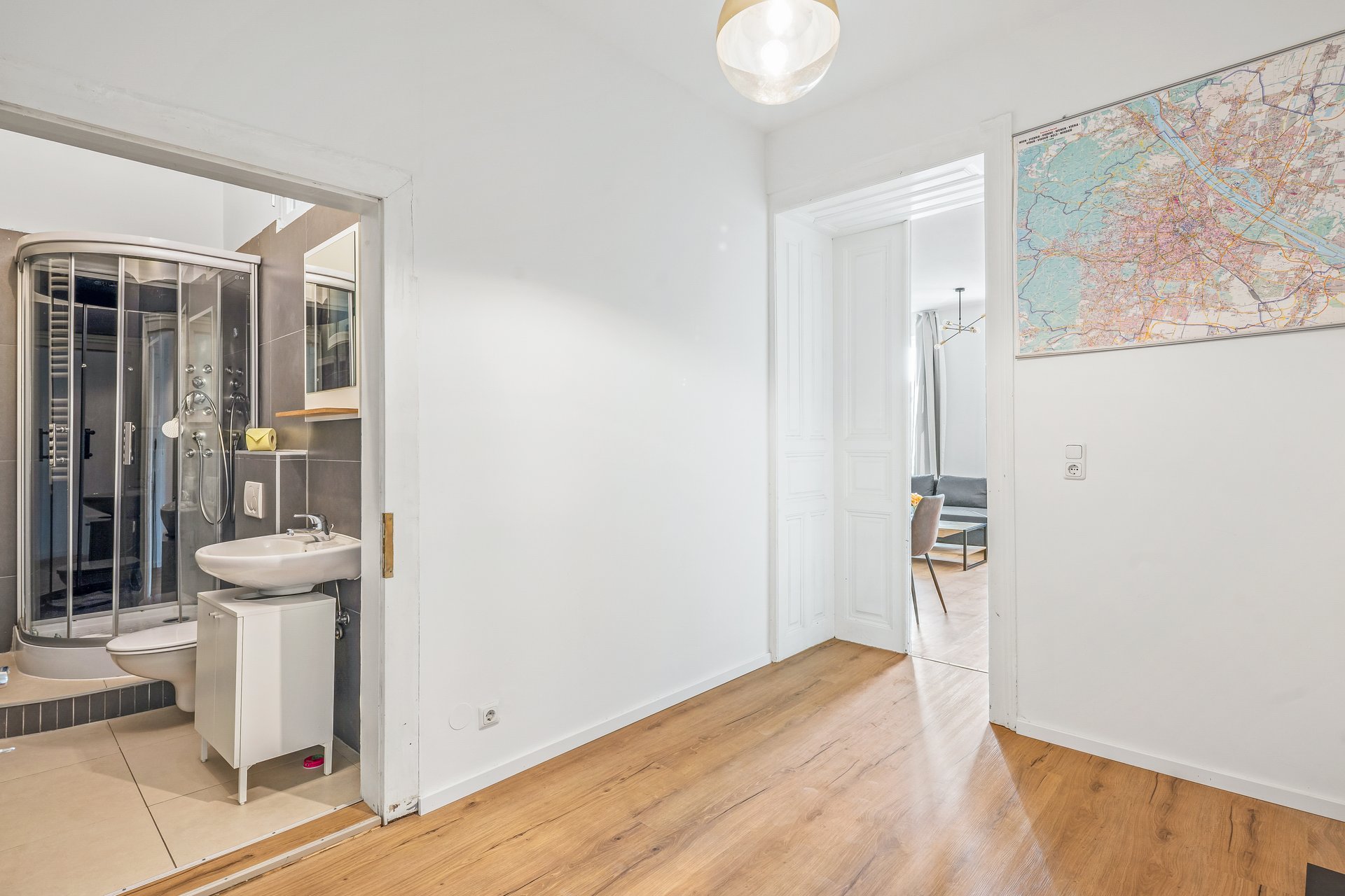 1 Bedroom | University | City view — accommodation at Cityswap Austria GmbH, Vienna — photo 11 of 28