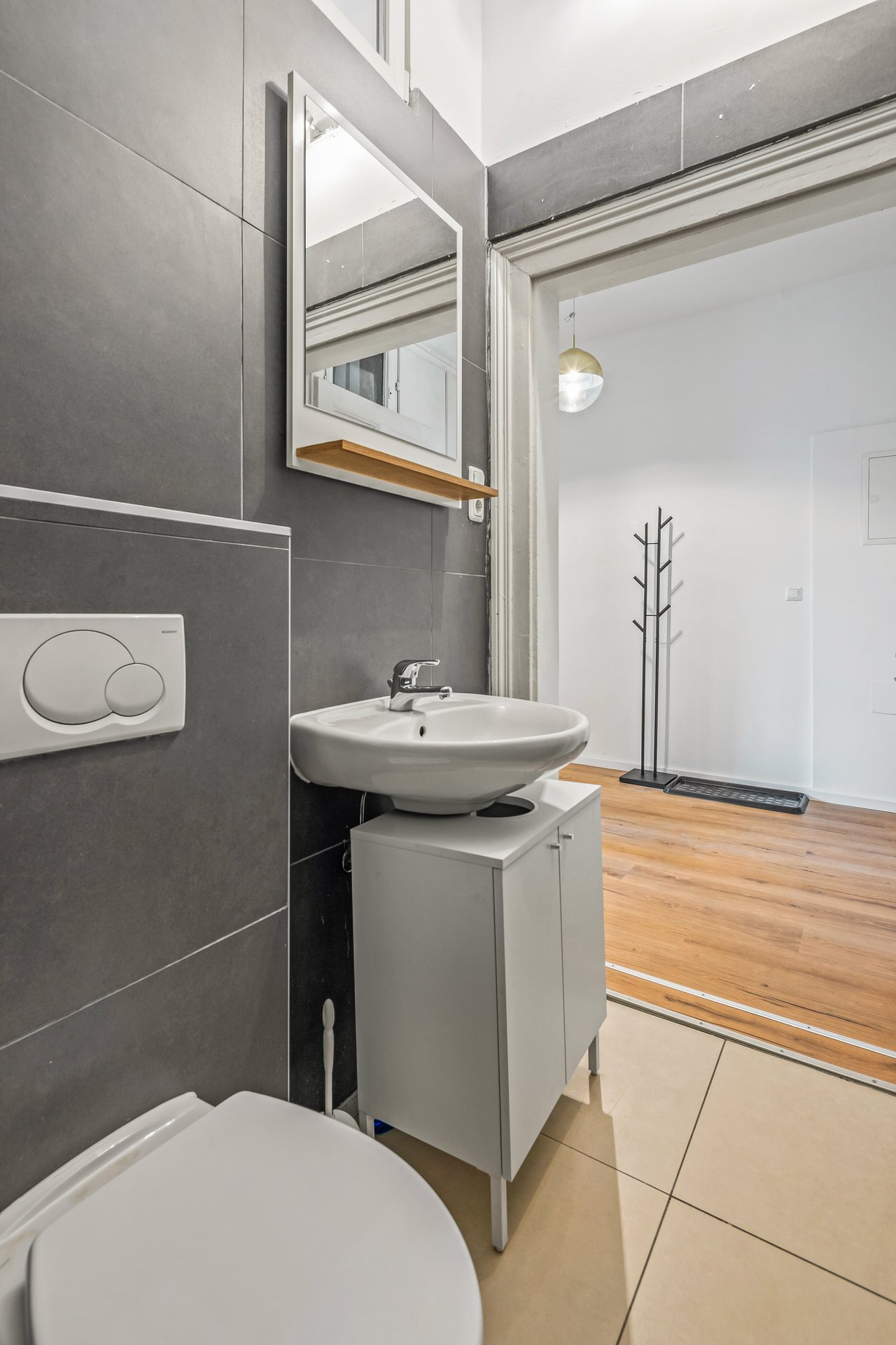 1 Bedroom | University | City view — accommodation at Cityswap Austria GmbH, Vienna — photo 15 of 28