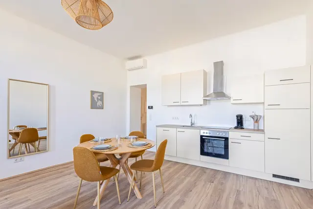 1 Bedroom | Vienna Center | City view — accommodation at Cityswap Austria GmbH, Vienna — photo 10 of 28