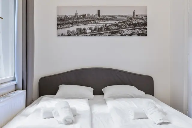 2 Bedroom | Naschmarkt | Garden view | Low Floor — accommodation at Cityswap Austria GmbH, Vienna — photo 14 of 15