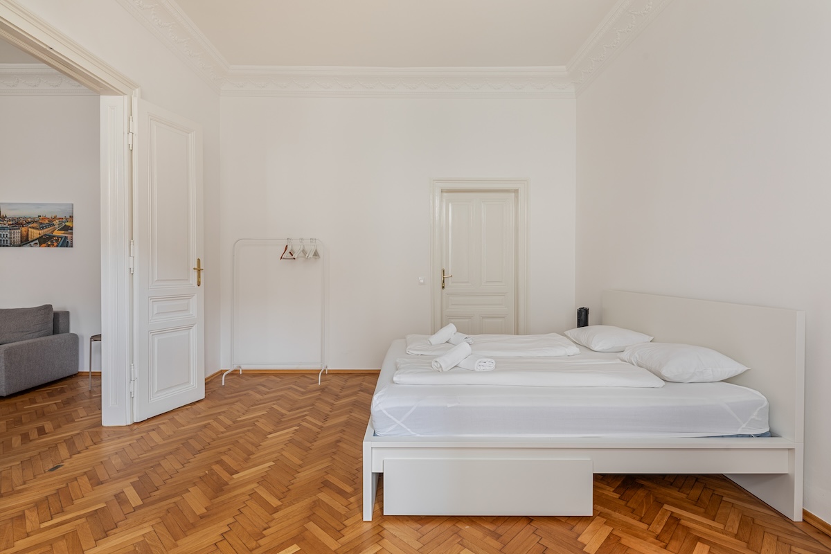 2 Schlafzimmer | Naschmarkt | Gartenblick | Niedrige Etage — Cityswap Austria GmbH, Vienna (3/15)