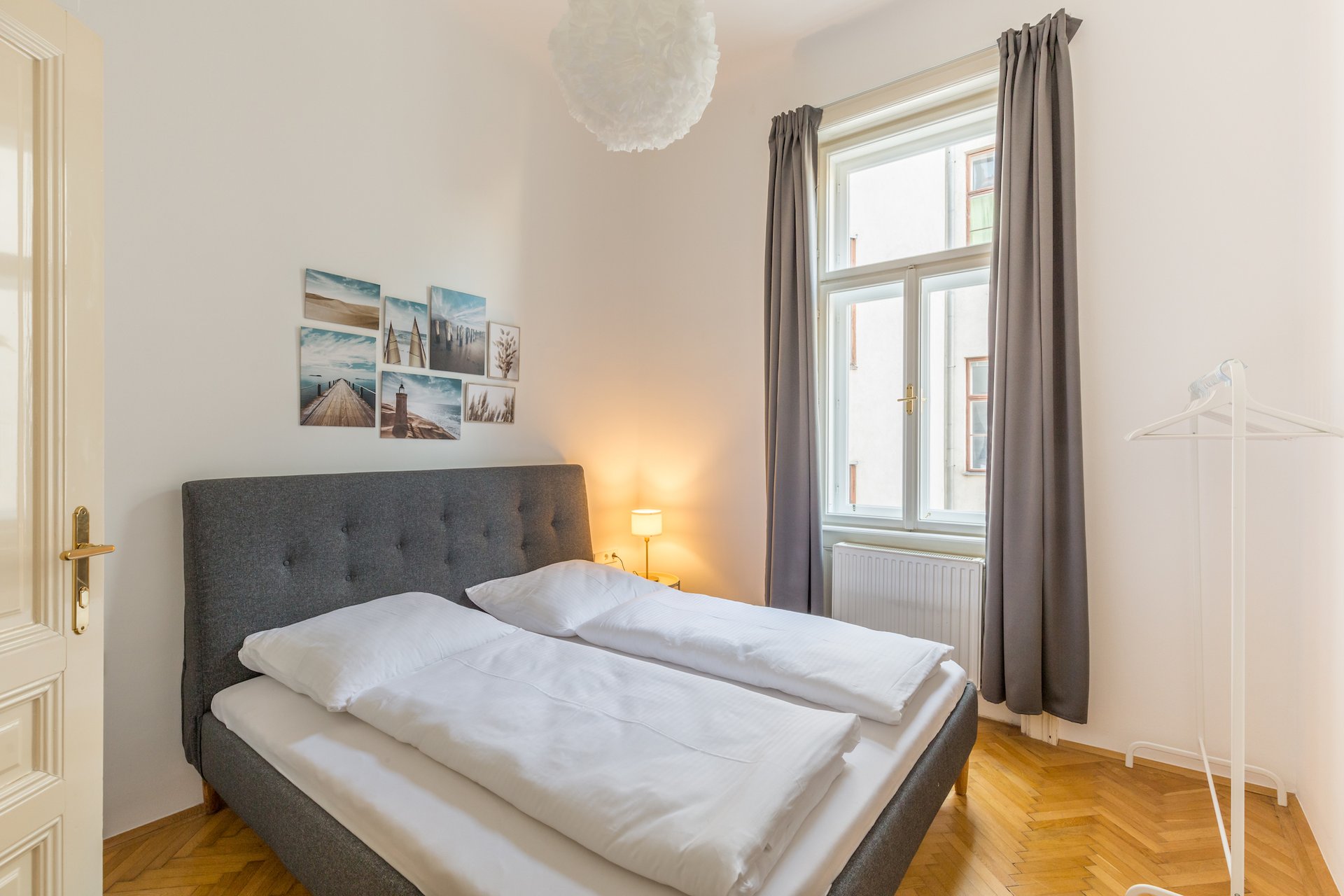 2 Bedroom | Naschmarkt | Garden view | Middle Floor – Cityswap Austria GmbH