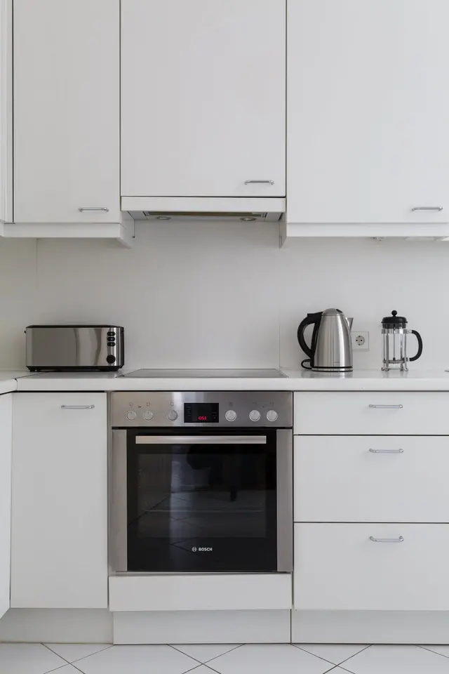 2 Bedroom | Naschmarkt | Garden view | Middle Floor — accommodation at Cityswap Austria GmbH, Vienna — photo 7 of 10