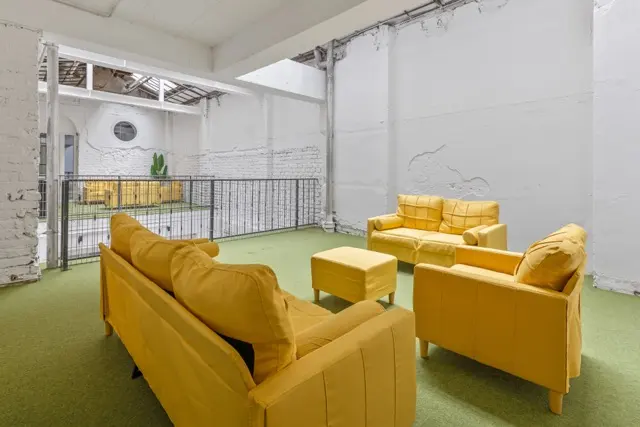 2 Bedroom | Prater Area | Covered terrace — accommodation at Cityswap Austria GmbH, Vienna — photo 11 of 12