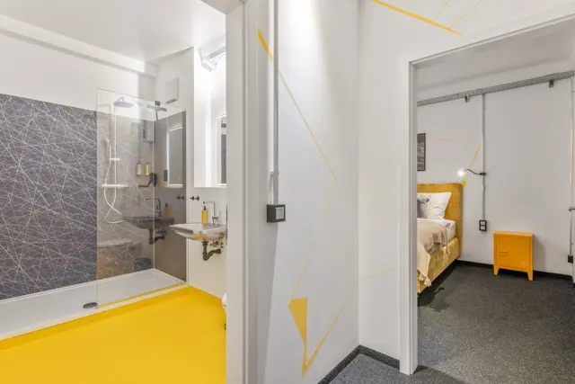 2 Bedroom | Prater Area | Covered terrace — accommodation at Cityswap Austria GmbH, Vienna — photo 4 of 12