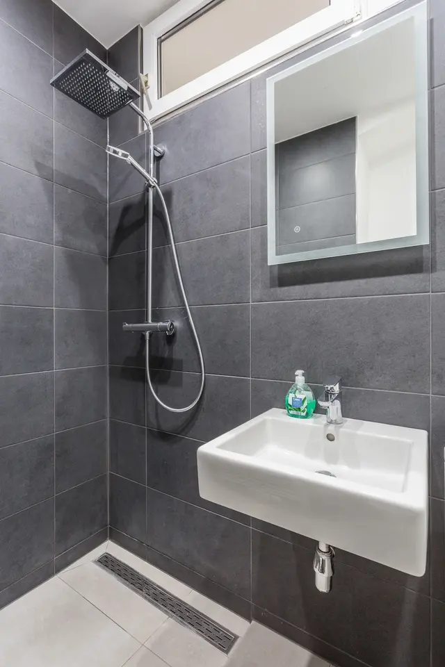 2 Bedroom | University | Large terrace — accommodation at Cityswap Austria GmbH, Vienna — photo 12 of 19