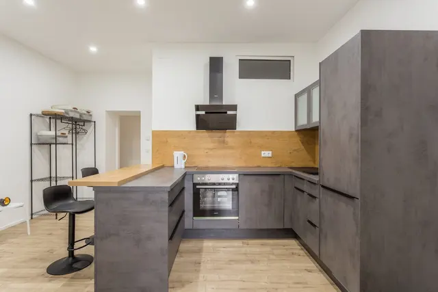 2 Bedroom | University | Large terrace — accommodation at Cityswap Austria GmbH, Vienna — photo 2 of 19