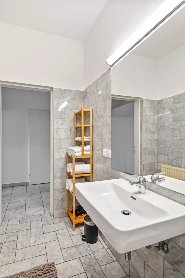 2 Bedroom | Vienna Center | Quiet — accommodation at Cityswap Austria GmbH, Vienna — photo 11 of 27