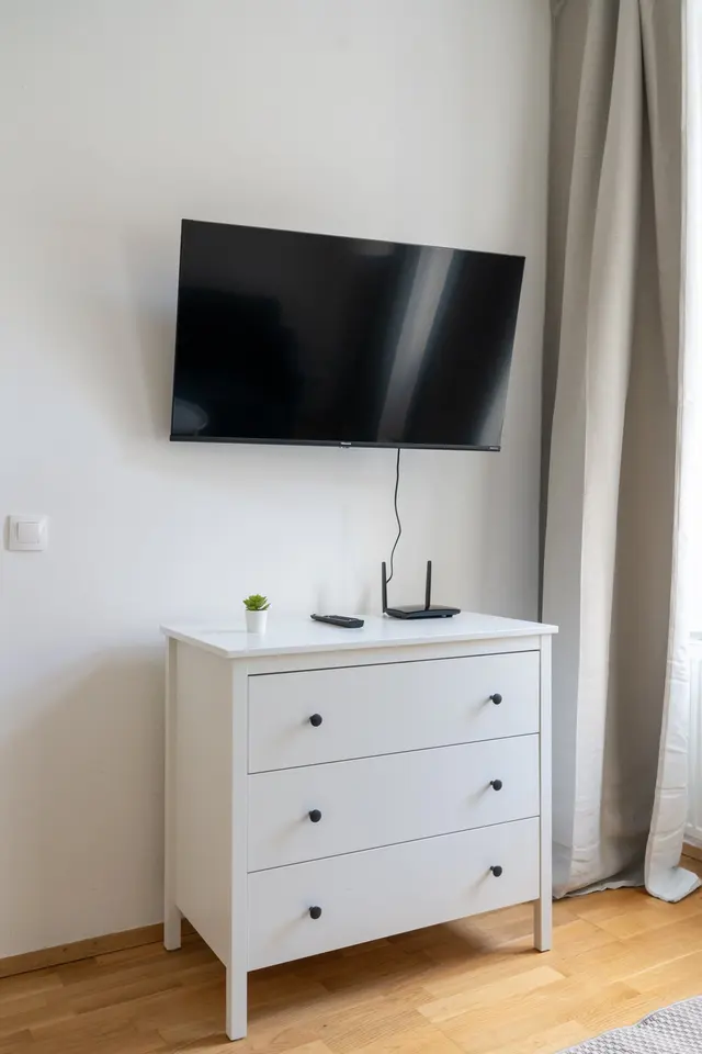 1 Bedroom | Naschmarkt | Low Floor — accommodation at Cityswap Austria GmbH, Vienna — photo 14 of 24