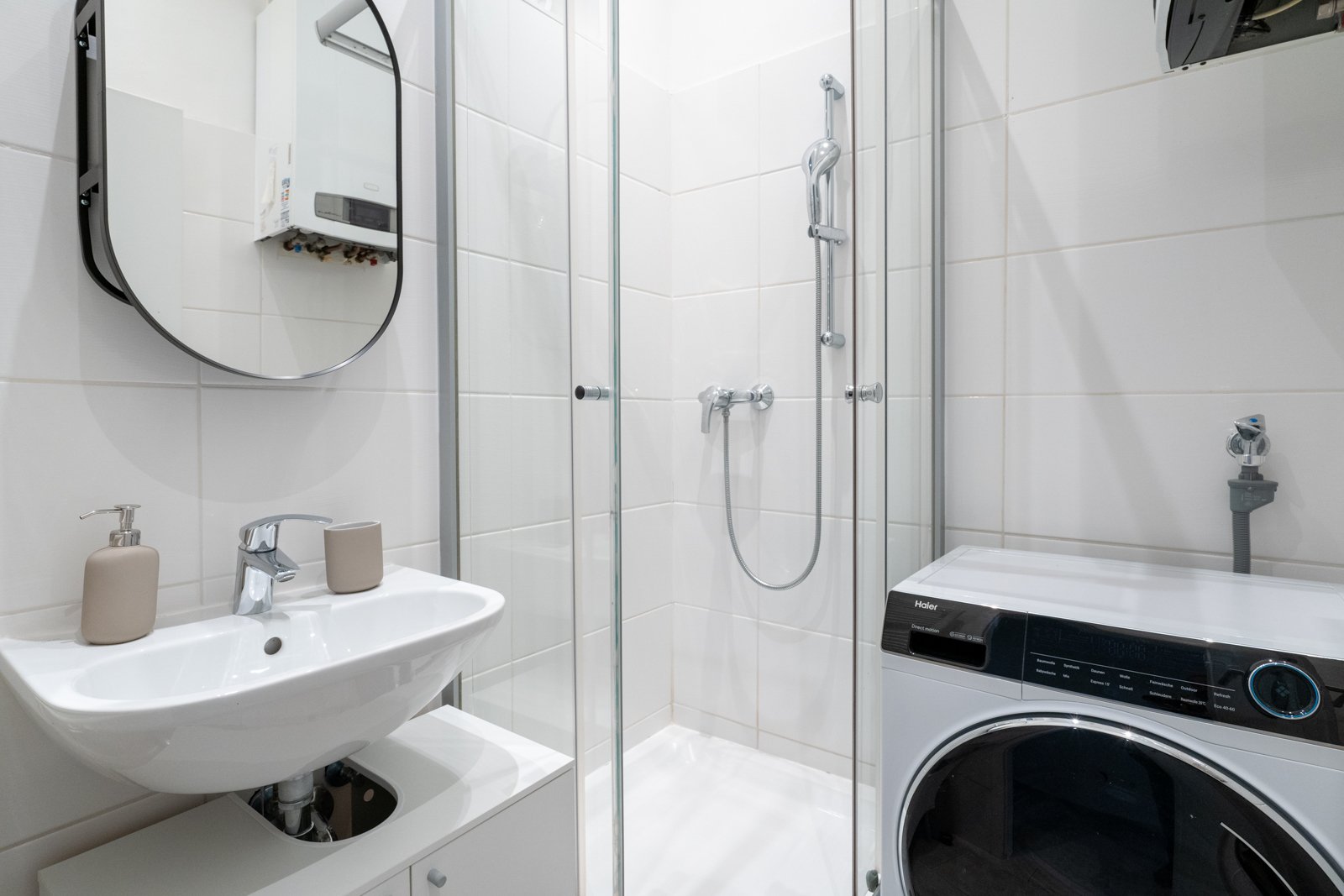 1 Bedroom | Naschmarkt | Low Floor — accommodation at Cityswap Austria GmbH, Vienna — photo 20 of 24