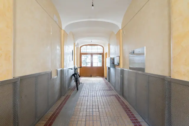 1 Bedroom | Naschmarkt | Low Floor — accommodation at Cityswap Austria GmbH, Vienna — photo 23 of 24