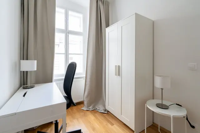 1 Bedroom | Naschmarkt | Low Floor — accommodation at Cityswap Austria GmbH, Vienna — photo 3 of 24