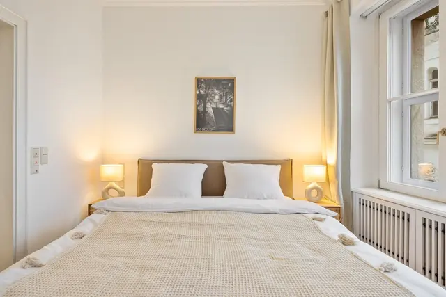 1 Bedroom | Old Town | City view | High Floor — accommodation at Cityswap Austria GmbH, Vienna — photo 13 of 14