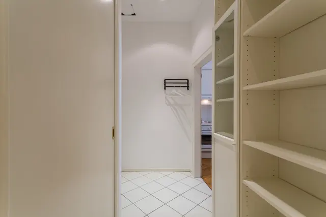 1 Bedroom | Old Town | Garden view | Top 3 — accommodation at Cityswap Austria GmbH, Vienna — photo 12 of 18